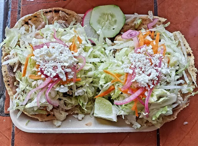 Antojitos mexicanos Leo