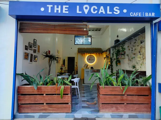 The Locals Cafe & Bar -Banga