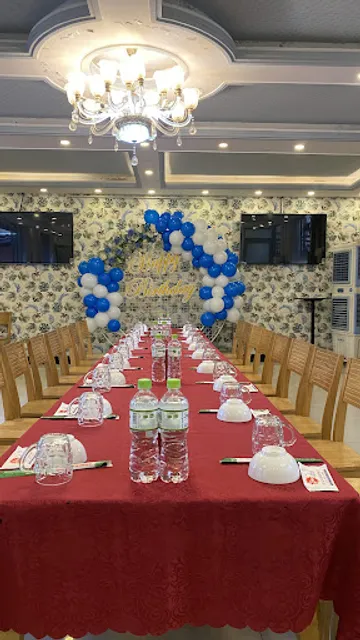 Đông Phương Restaurant