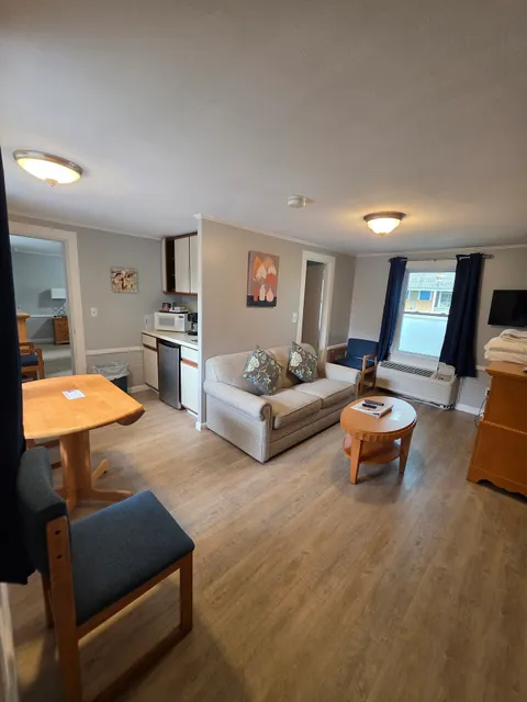 Holiday Vacation Condominiums