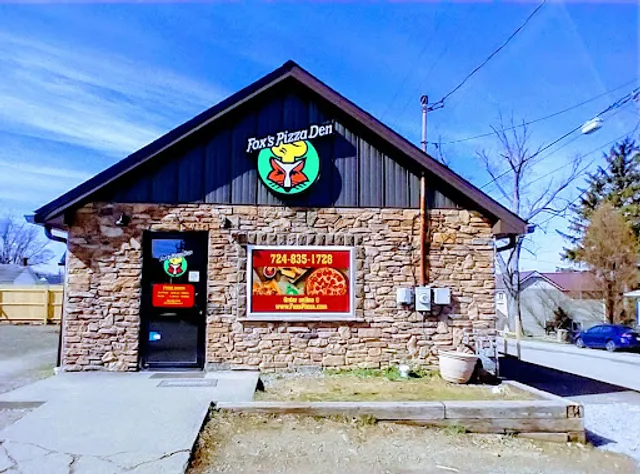 Fox's Pizza Den
