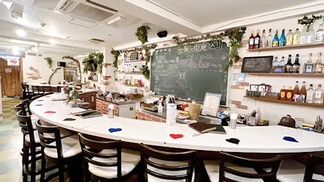 Queens Court Akihabara Maid cafe