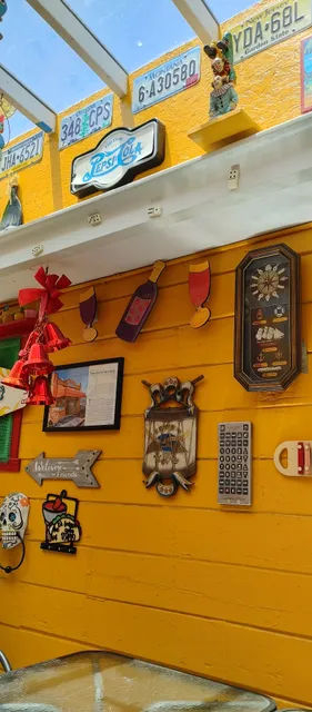 Willow Market Y Carniceria