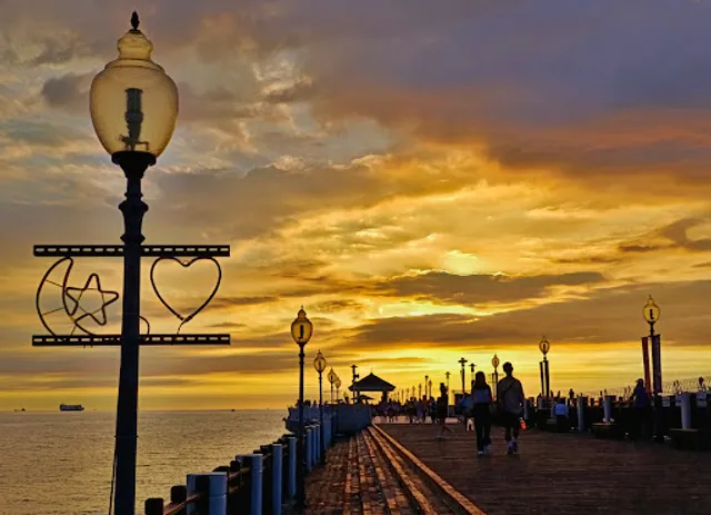 Fisherman's Wharf Boardwalk