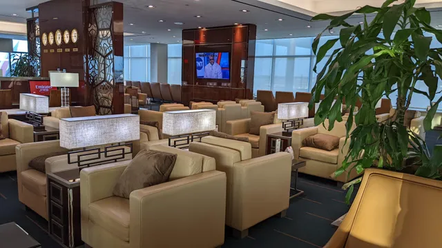 Emirates Lounge