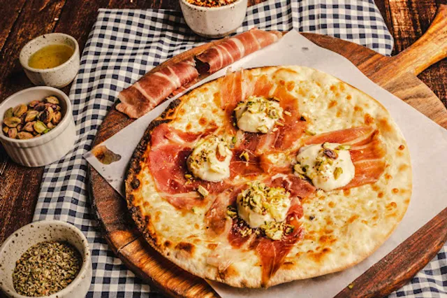 Ciros Pizzeria Adyar