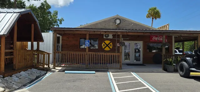 Oak Hill Country Store Farm Market & Storage