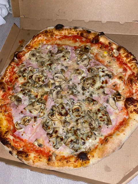 Narcos Pizza