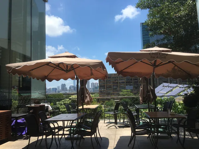 Chill Café Bar & Grill