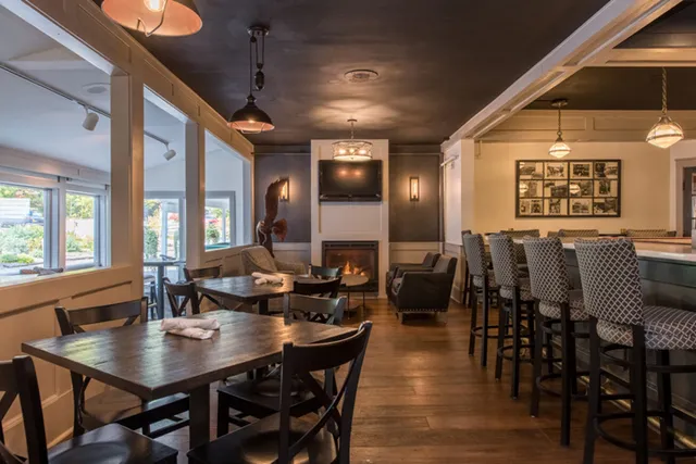 Eagle Landing Restaurant & Tavern