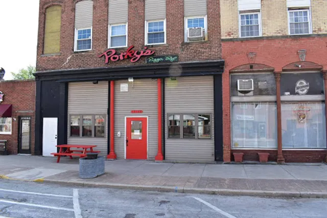 Porky's Pizza Trof - Weston,OH