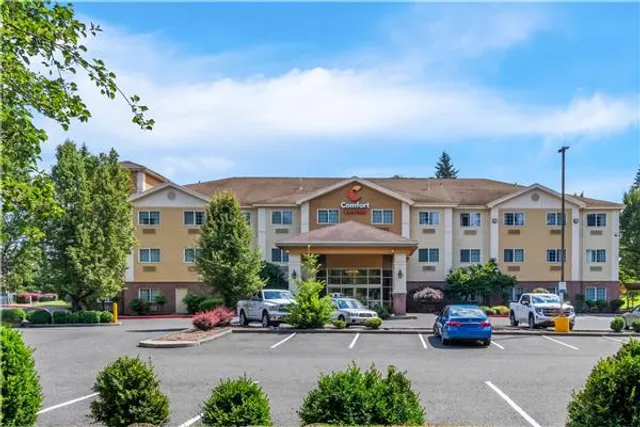 Comfort Suites Clackamas