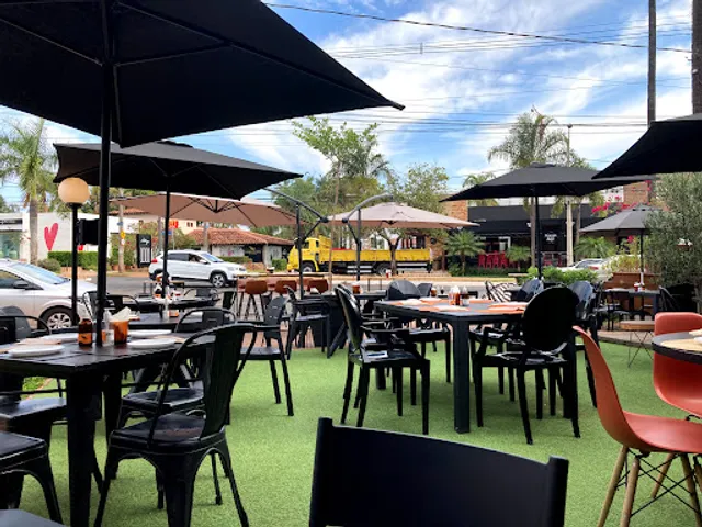 Oli Pizza Bar