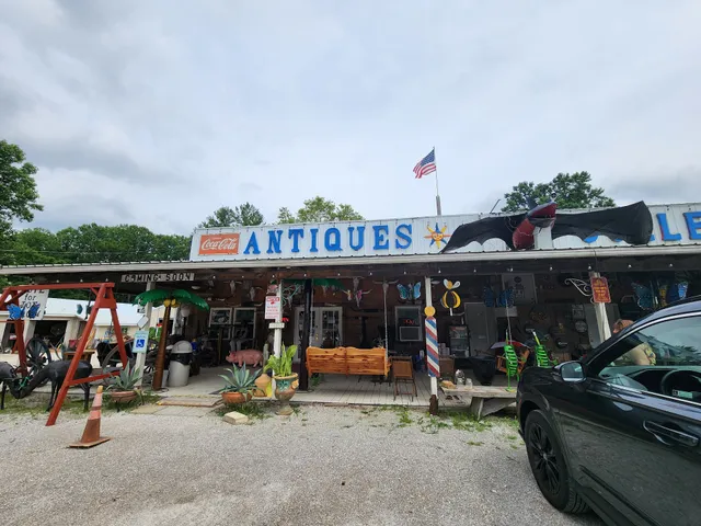 Midwest Antiques and Collectables