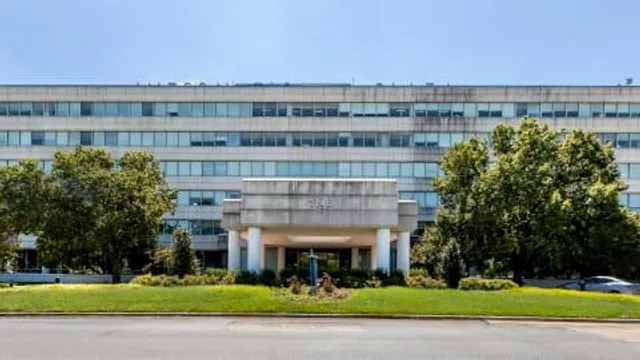 Regus - Philadelphia - International Plaza