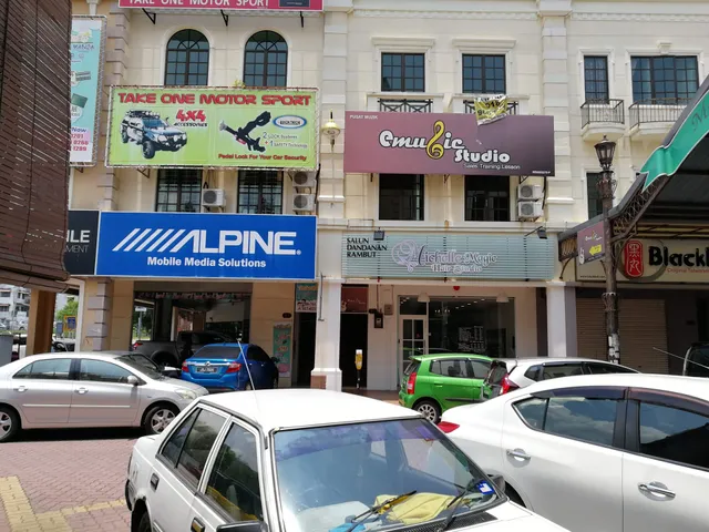 One Eleven Food Court