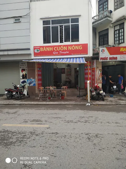 Bánh cuốn nóng gia truyền