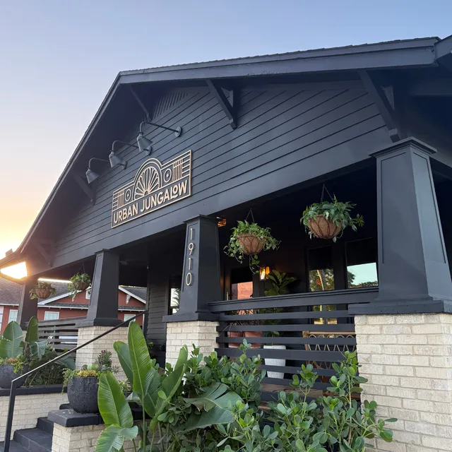Urban Jungalow