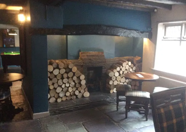 Chequers Country Inn