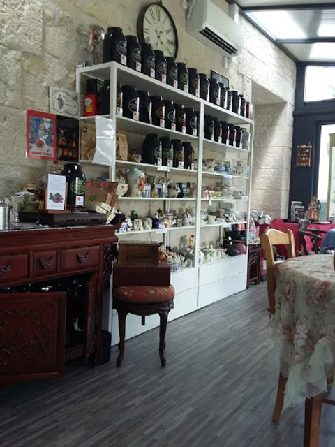 The Alchemist Confectioner - Chocolate Pastry