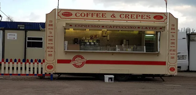 Coffee & Crepes