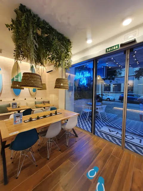 ALOHA - Poké, amanides & més