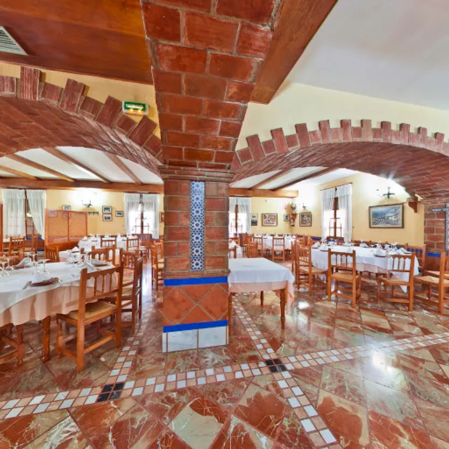 RESTAURANTE EL VADO