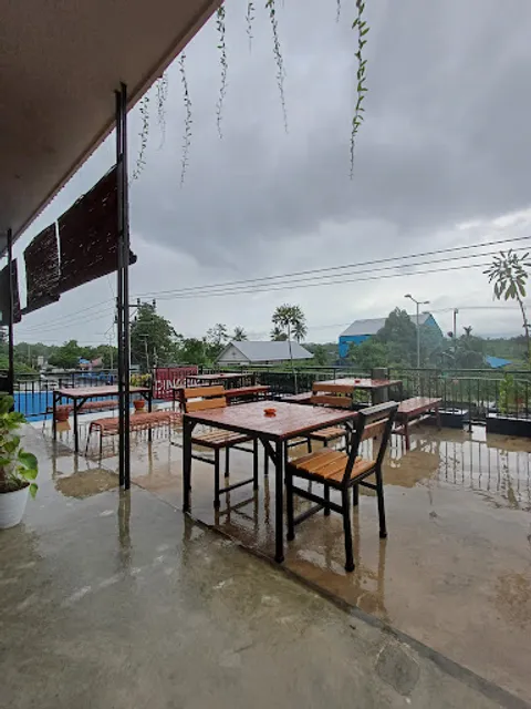 DINARA Cafe & Resto (+Car Wash)