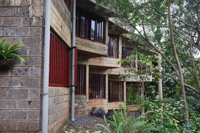 Villa Rock-Stop Falls