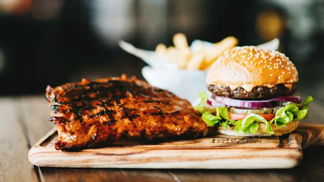 Ribs & Burgers Hawthorn