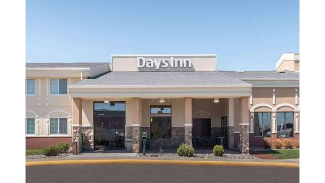 Days Inn by Wyndham Minot