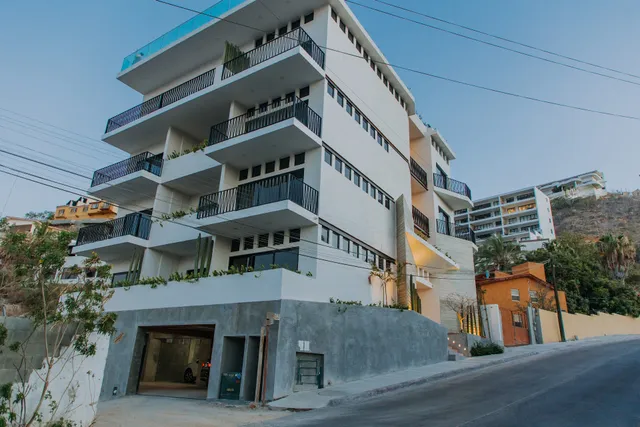 605 Tower Downtown Cabo