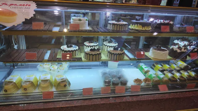 Holland Bakery Cendrawasih