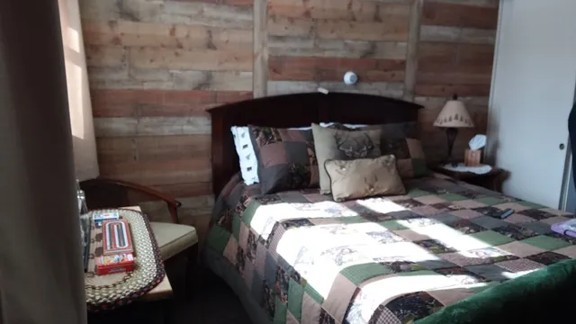 Moose River Lodge & Motel