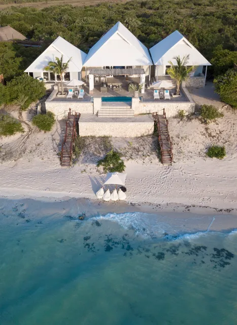 Azura Benguerra Island