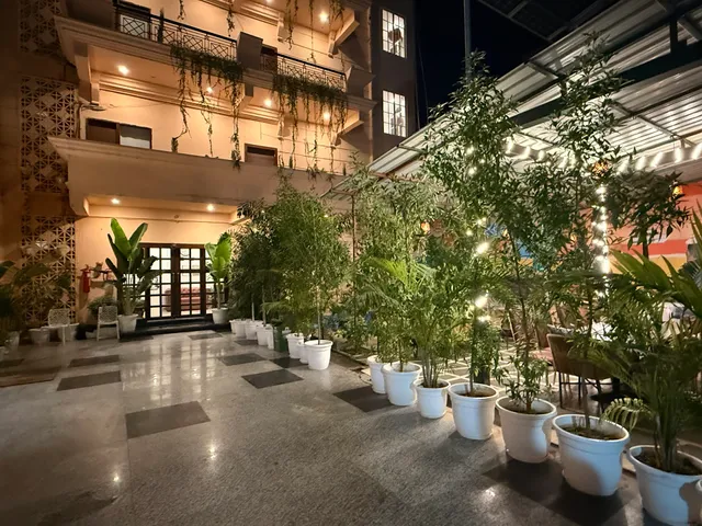 Hotel Heritage Divine