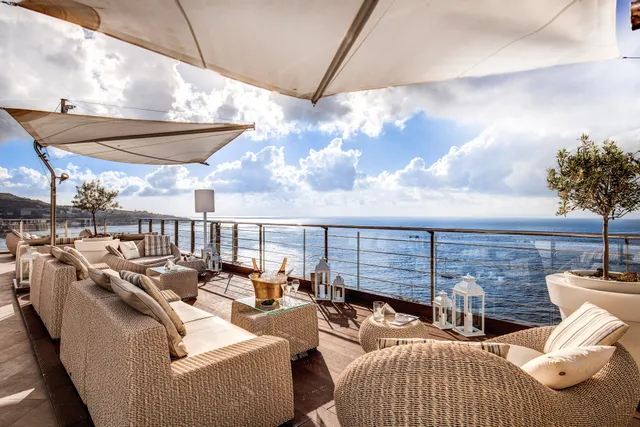 Sky View Bar - Cocktails and Events Lounge