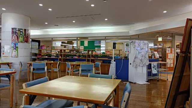 エッグドームスローワールドカフェ