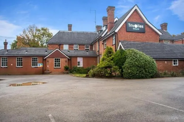 Trivelles Gatwick hotel & airport parking