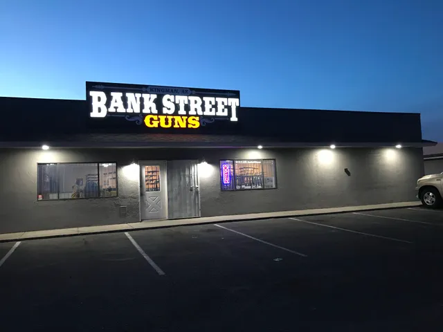 Bank Street Guns