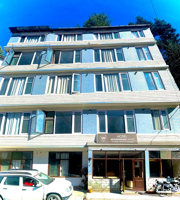 Hotel Whispering River