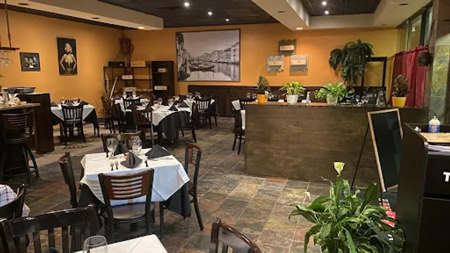 Maestrale Restaurant and Pizzeria