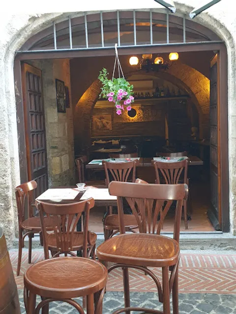 Old Station Pub Tarquinia