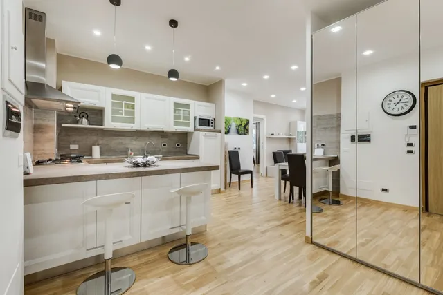 VATICAN FLAT IN ROME