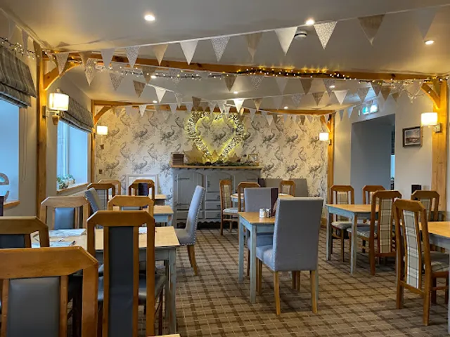 The Heron Bar & Thai Restaurant