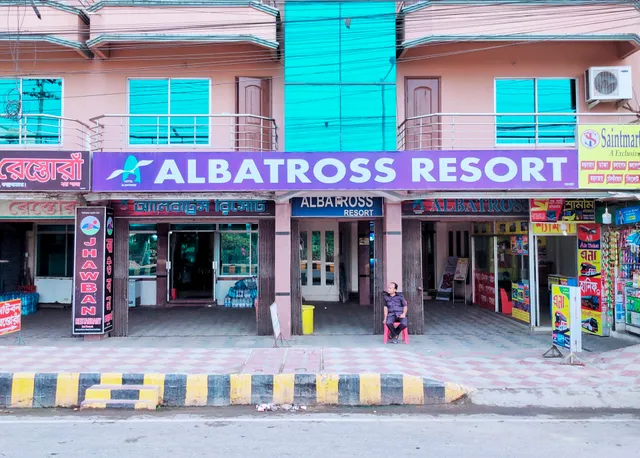 Albatross Resort