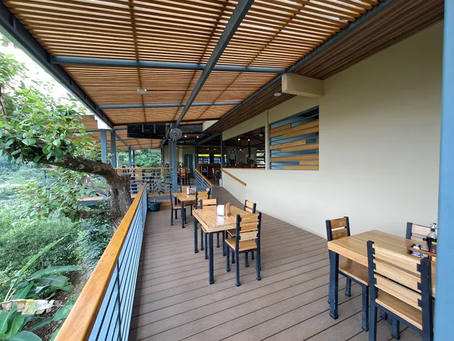 Bar y restaurante La Roca