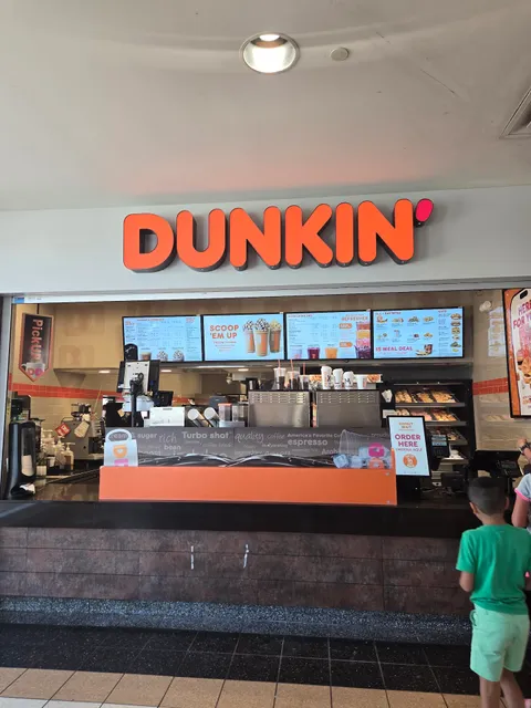 Lake Forest Oasis Travel Plaza Northbound