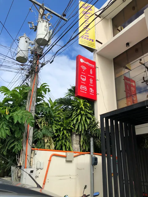 RedDoorz @ VP Inting Street