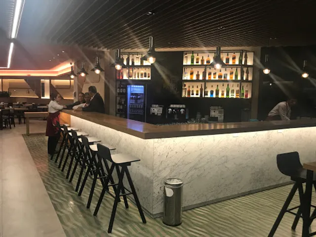 Rick's Restaurant and Bar